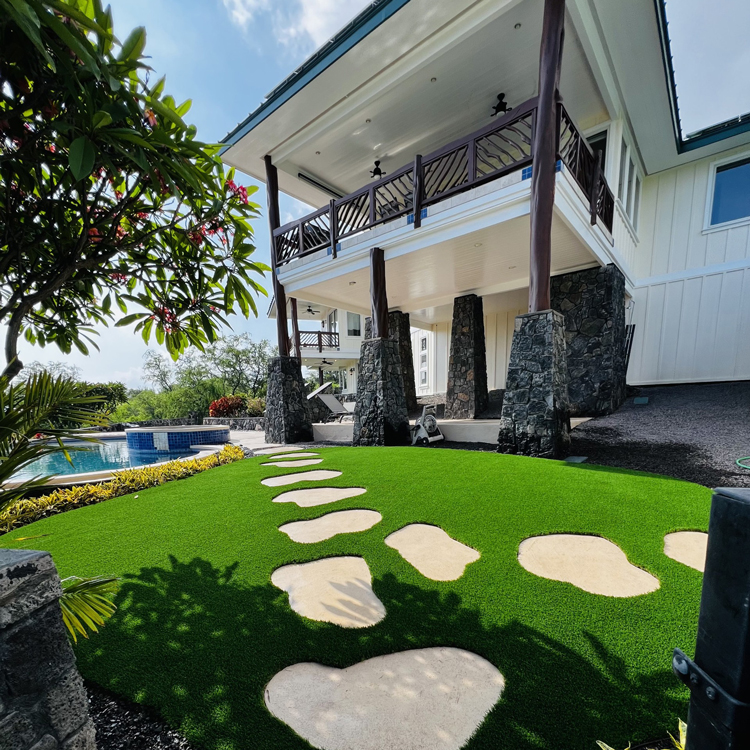 Our artificial grass, Monte Verde, with a house and pool in Hawaii