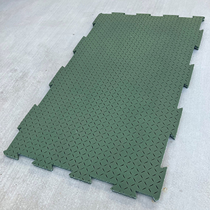 Lawn pad panel - back side